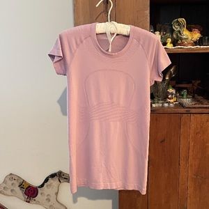 Lululemon swiftly tech short sleeve